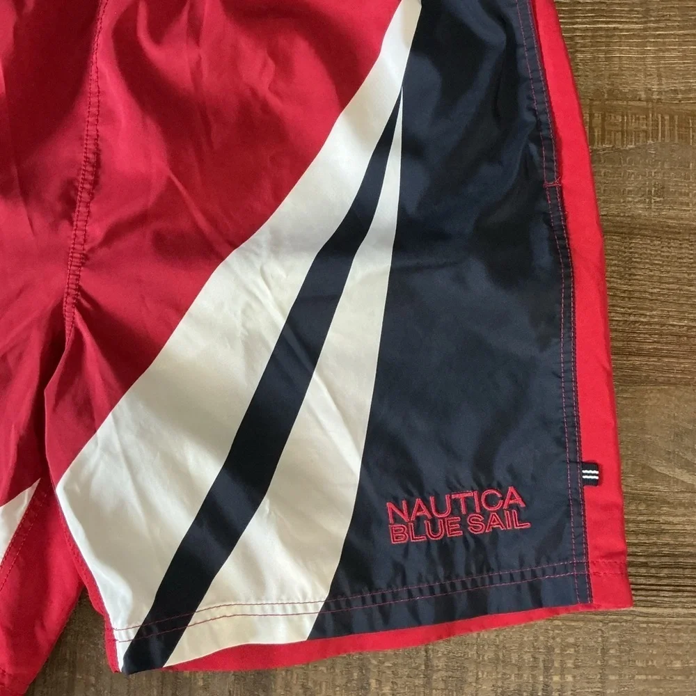 Nautica bold red
